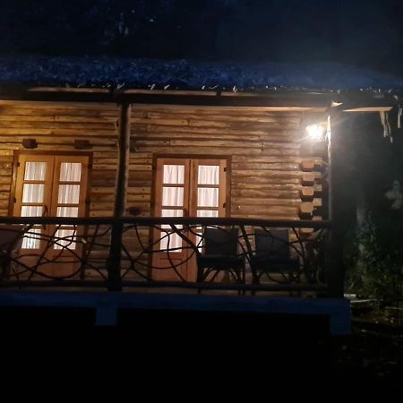 Aya Natural Udumbanshola Exteriör bild